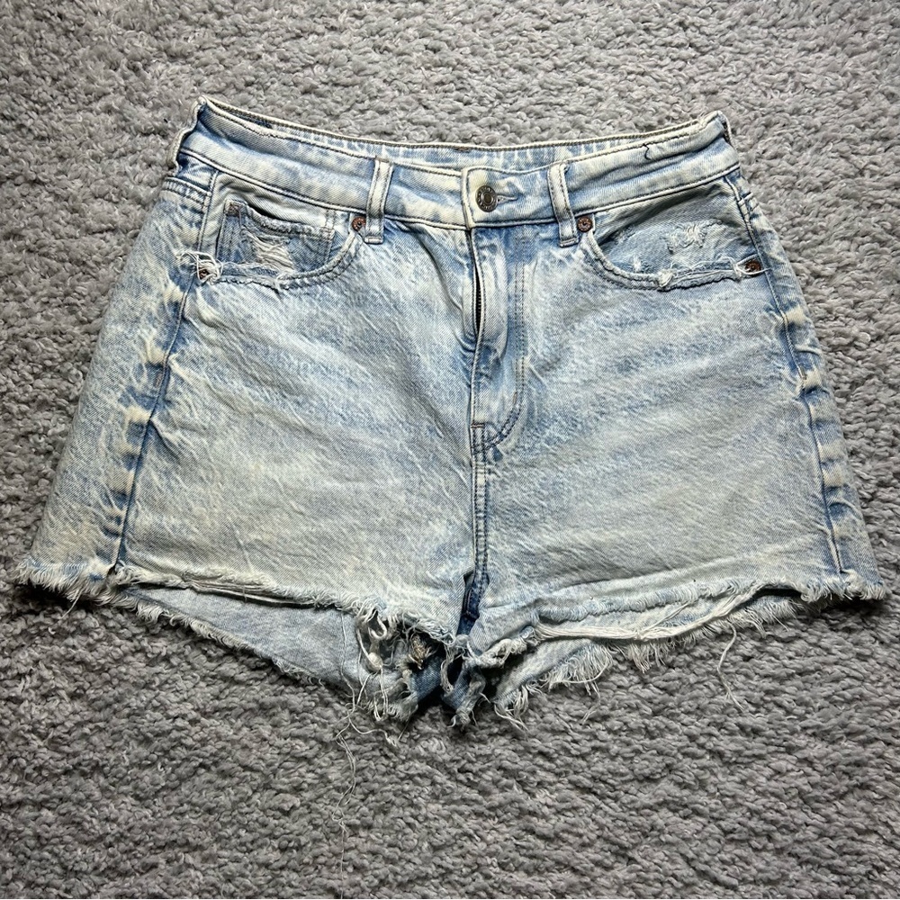 American Eagle Shorts Womens 4 Mom Short Comfort Stretch Acid Wash Raw Hem Party